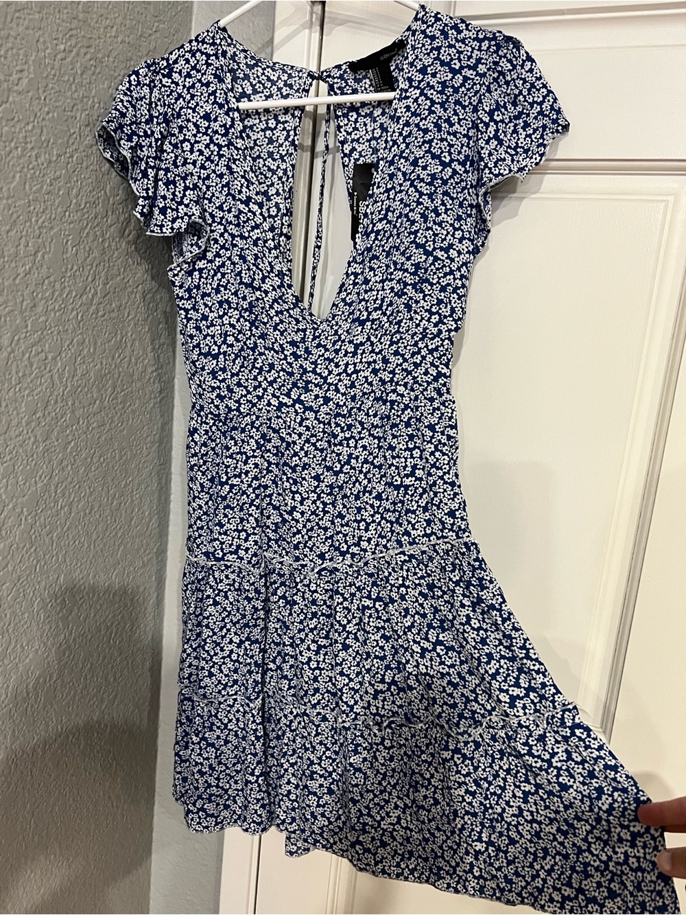 NWT Suzanne Betro floral ruffle dress